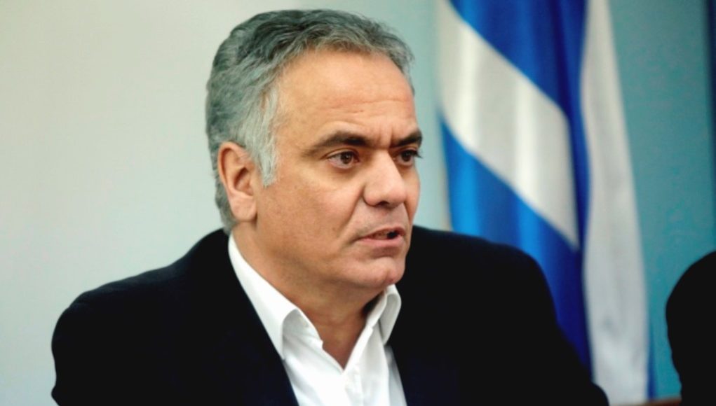 Ο Σκουρλέτης απαντά γιατί δεν έβαλε την υπογραφή του σε ερώτηση βουλευτών του ΣΥΡΙΖΑ