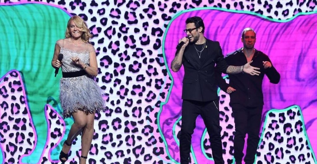 J2US: Η Χριστίνα Παππά έπαθε κρίση πανικού πάνω στη σκηνή – «Με το ζόρι αναπνέω» (βίντεο)