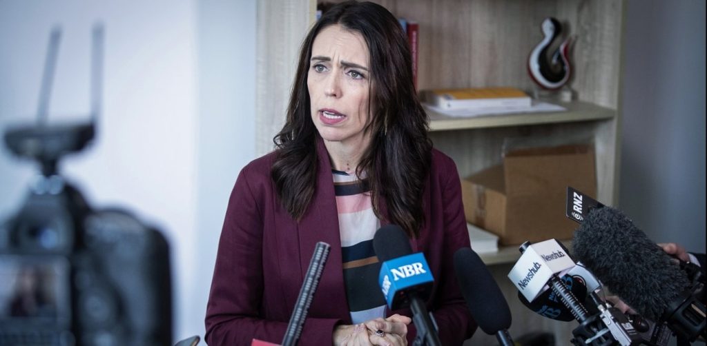 Ν.Ζηλανδία: Πως η πρωθυπουργός Τ.Άρντερντ κατάφερε να εξαφανίσει τον κορωνοϊό