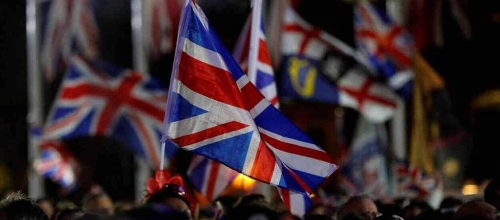 Η κυβέρνηση της Μεγάλης Βρετανίας ενισχύει οικονομικά τις ευπαθείς ομάδες  (βίντεο)