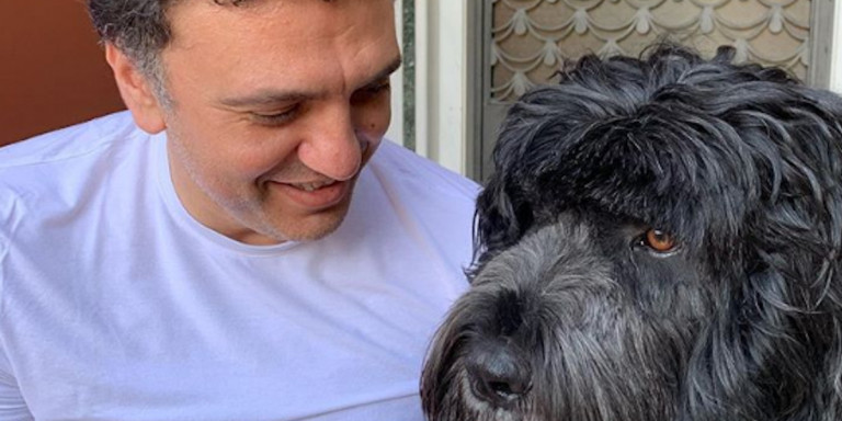 Ο Β.Κικίλιας, ο σκύλος και το… τρολάρισμα της Τ.Μπαλατσινού – «Αύριο κουρευόμαστε όλοι» (φώτο)