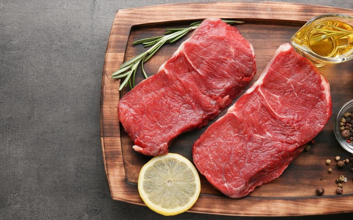 Πόσο κόκκινο κρέας πρέπει να τρώμε την εβδομάδα; – Τι δείχνουν οι έρευνες