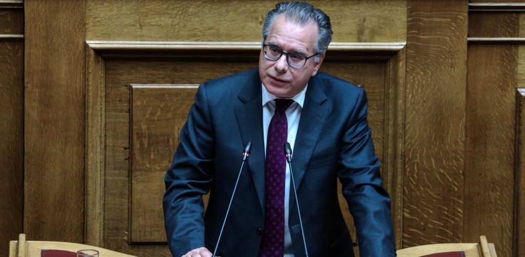 Γ.Κουμουτσάκος: «Η κατάσταση στους καταυλισμούς είναι υπό έλεγχο – «Τα νησιά είναι προστατευμένα»