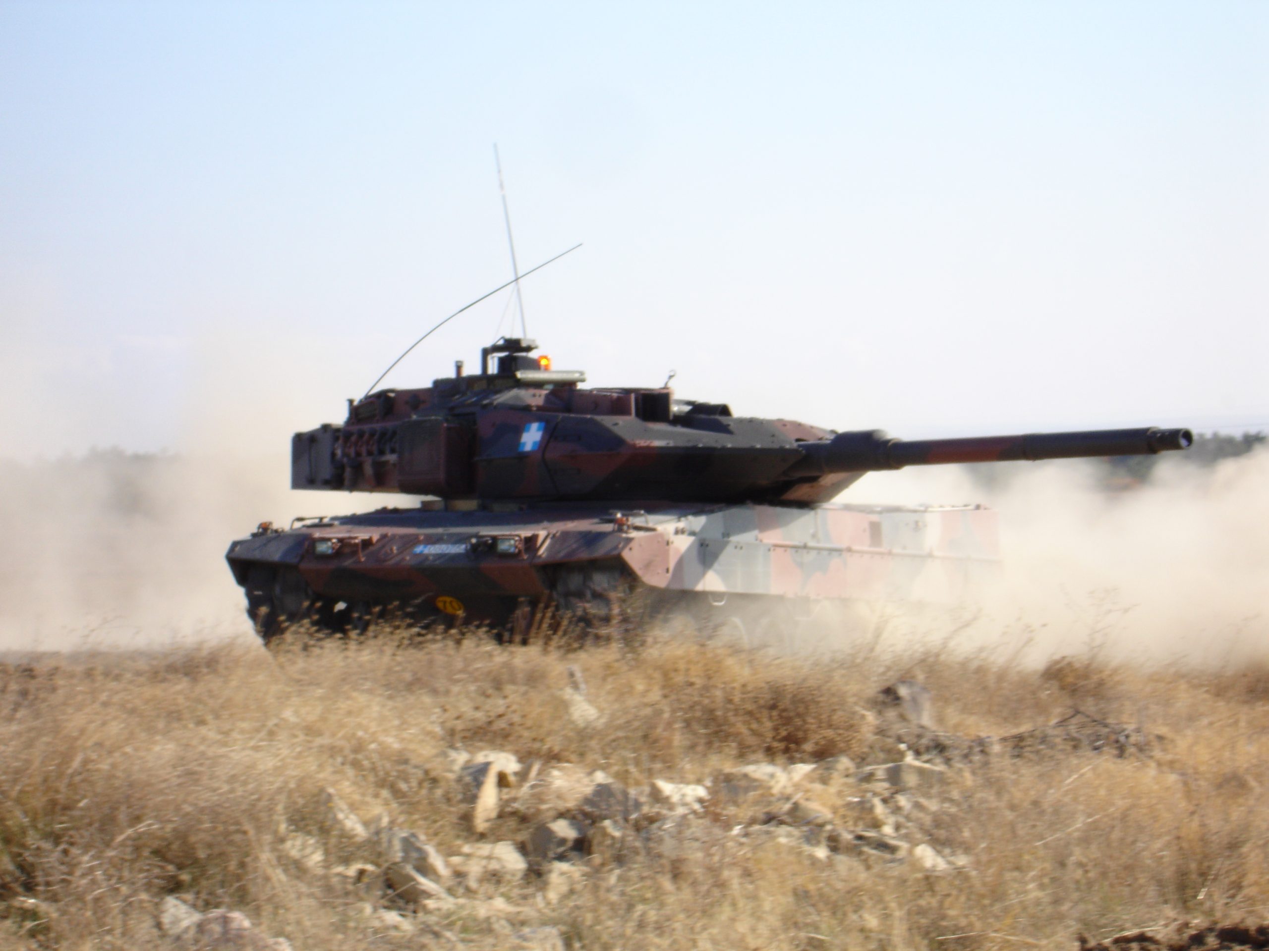 Leopard 2HEL και DM73: Ένας θανατηφόρος συνδυασμός – Θα ενδιαφερθεί ο ΕΣ;
