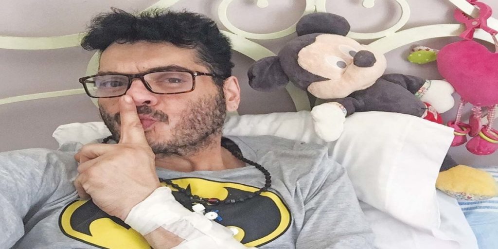 Ο Γιώργος Δασκαλάκης αποκαλύπτει: «Δενόμουν με χειροπέδες στο κρεβάτι για να απεξαρτηθώ» (φώτο)