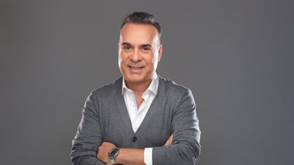 Απορεί κιόλας ο Φ.Σεργουλόπουλος: «Γιατί απαγορεύουν στον σύντροφό μου να γίνει ο δεύτερος γονιός;» (βίντεο)