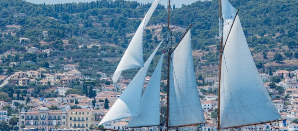 «Αγκομαχάει» ο τουρισμός: Ακυρώθηκαν 9 στις 10 κρατήσεις για διακοπές με σκάφος στην Ελλάδα