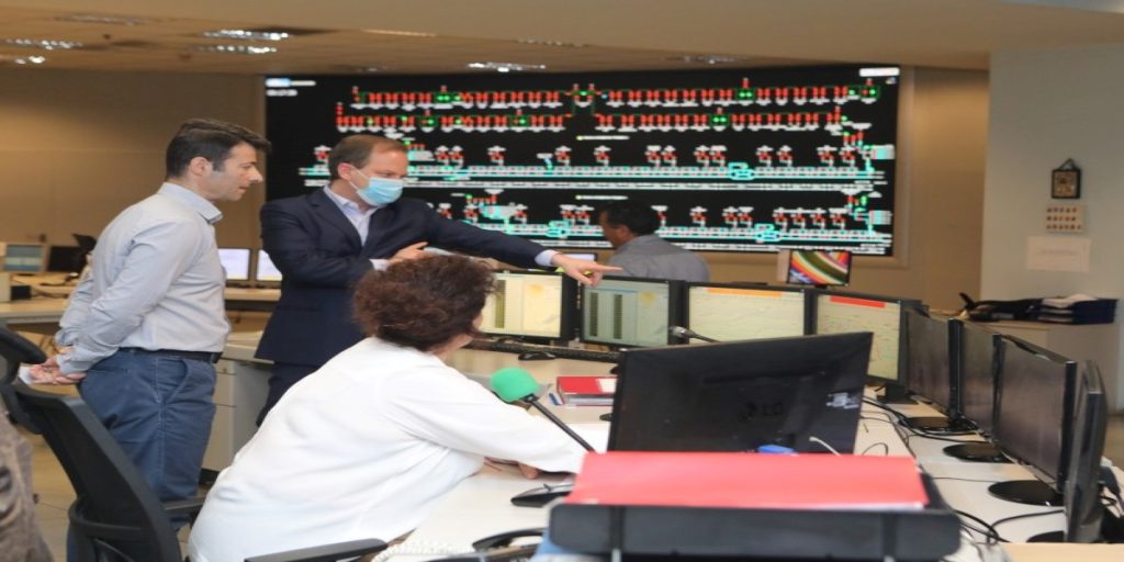 Κ.Αχ.Καραμανλής: Επιθεώρηση στο Κέντρο Ελέγχου Λειτουργίας του Μετρό στο Σύνταγμα