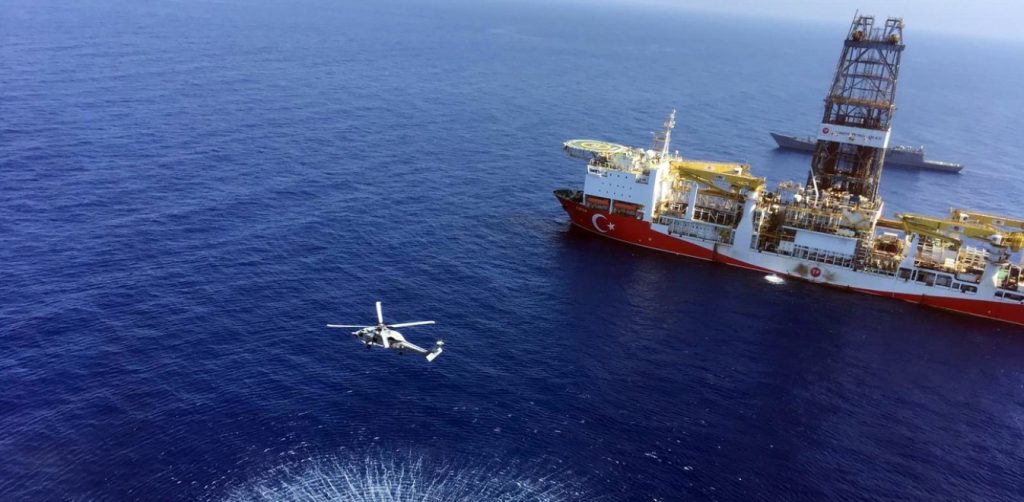Ανενόχλητη η Άγκυρα στην κυπριακή ΑΟΖ: Δημιουργεί τετελεσμένα και περιμένει την επάνοδο των τιμών του πετρελαίου