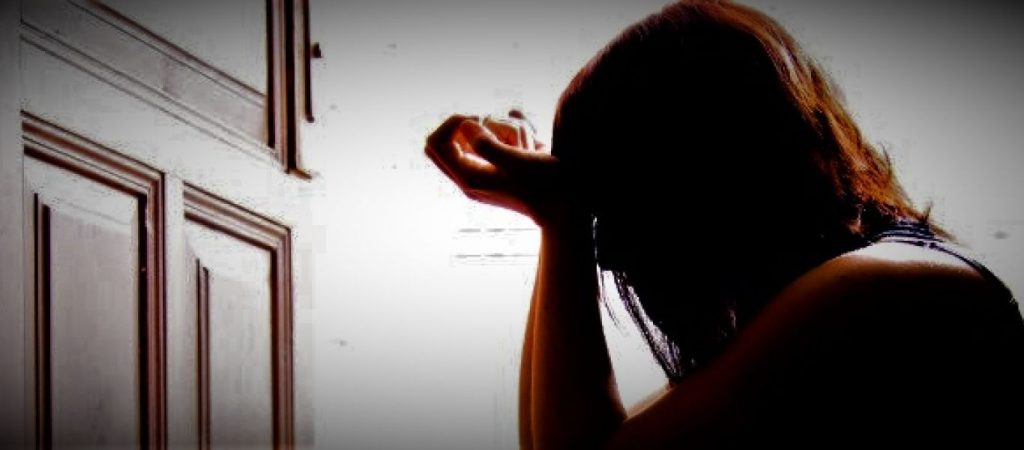 Απέλυσε το 25% του προσωπικού της η πλατφόρμα Airbnb λόγω του πανικού από τον κορωνοϊό που έριξε τα έσοδά της στο μισό