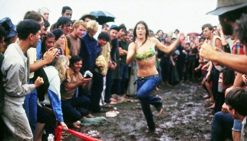 Και όμως: Το μεγάλο μουσικό φεστιβάλ του Γούντστοκ το  1969 είχε συμβεί εν μέσω της πανδημίας του Η3Ν2