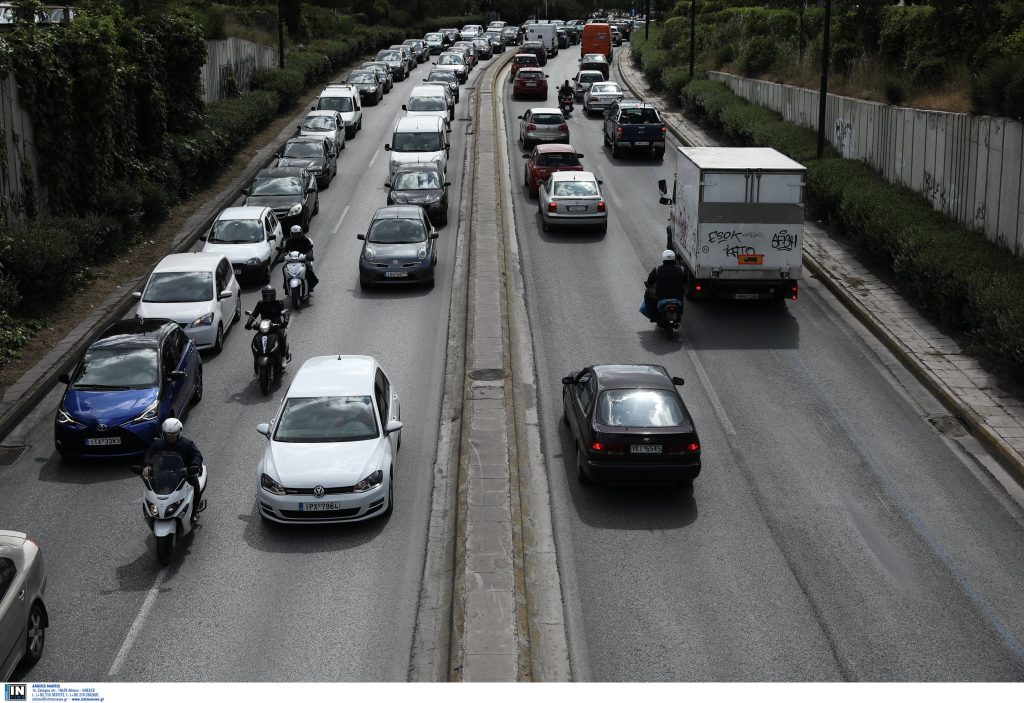 Άρση μέτρων: Θετικοί οι πρώτοι έλεγχοι – Καθημερινή αξιολόγηση της «γέφυρας ασφαλείας»