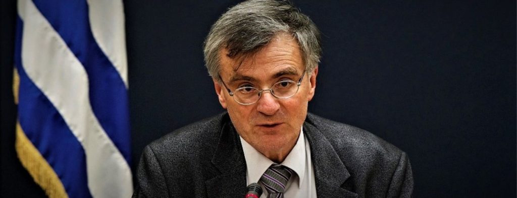 «Απροετοίμαστος» ο Σωτήρης Τσιόδρας: Εμφανίστηκε χωρίς σημειώσεις στην χθεσινή ενημέρωση