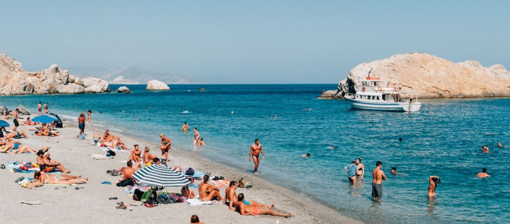 Γερμανία: «Λέμε “ναι” σε διακοπές στην Ελλάδα αν δεν έχει νέα κρούσματα κορωνοϊού»