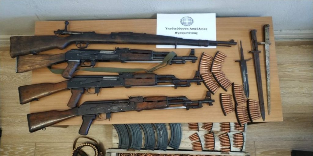 Θεσπρωτία: Βρέθηκε οπλοστάσιο με Καλάσνικοφ σε σπίτι – Η ΕΛΑΣ ερευνά πιθανές διασυνδέσεις με την Αλβανική μαφία