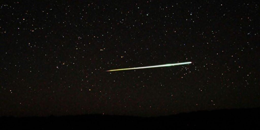 Ισπανία: Εντυπωσιακή φλεγόμενη μπάλα «κόβει» τον ουρανό (βίντεο)