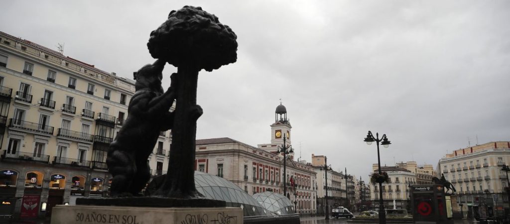 Διέλυσε τον τουρισμό της Ισπανίας ο κορωνοϊός – Μείωση κατά 64% στις αφίξεις