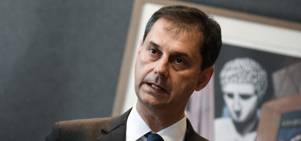 Υπουργός Τουρισμού Χ.Θεοχάρης: «Θα κάνουμε τεστ κορωνοϊού στους τουρίστες πριν μπουν στο αεροπλάνο για την Ελλάδα»!