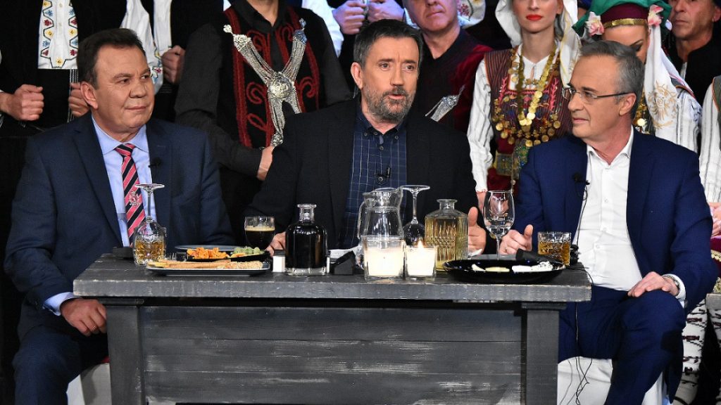 «Στην υγειά μας ρε παιδιά»: Πώς ο κορωνοϊός επηρεάζει την εκπομπή του Σπύρου Παπαδόπουλου