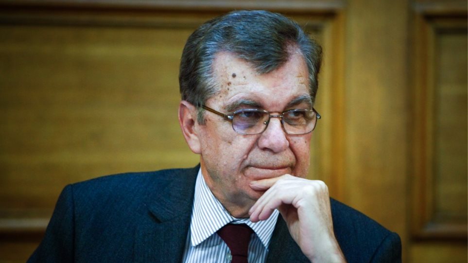Δημήτρης Κρεμαστινός: Τελευταίο χειροκρότημα στον επιστήμονα και πολιτικό που «έφυγε»