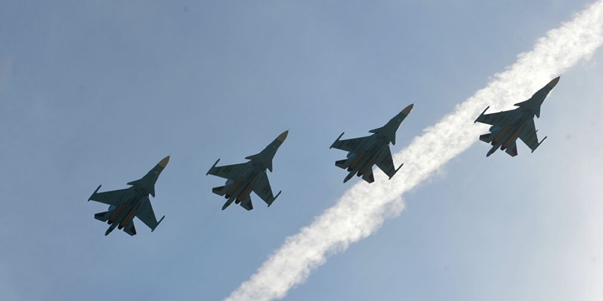 Ρωσία: Με «ακροβατικά» από Su-34 γιορτάζεται η Ημέρα Νίκης του Β’ΠΠ – Δείτε τα εντυπωσιακά πλάνα