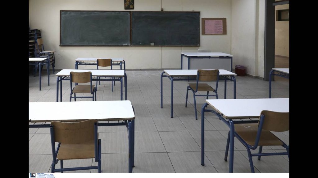 Δεν θα μετρούν με υπεύθυνη δήλωση οι απουσίες των μαθητών ως τη λήξη των μαθημάτων – Τι θα γίνει με την προαγωγή