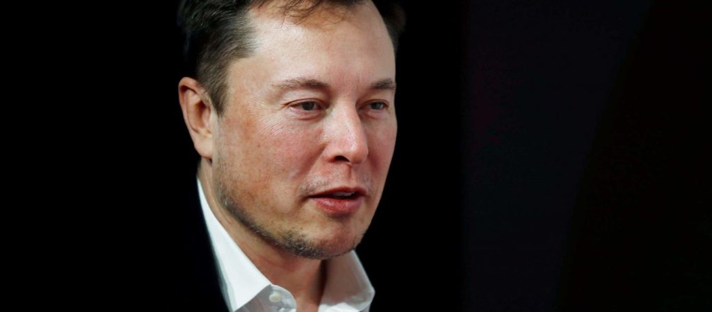 Ο Έλον Μασκ απείλησε να μεταφέρει από την Καλιφόρνια τη μοναδική μονάδα παραγωγής ηλεκτρικών αυτοκινήτων Tesla