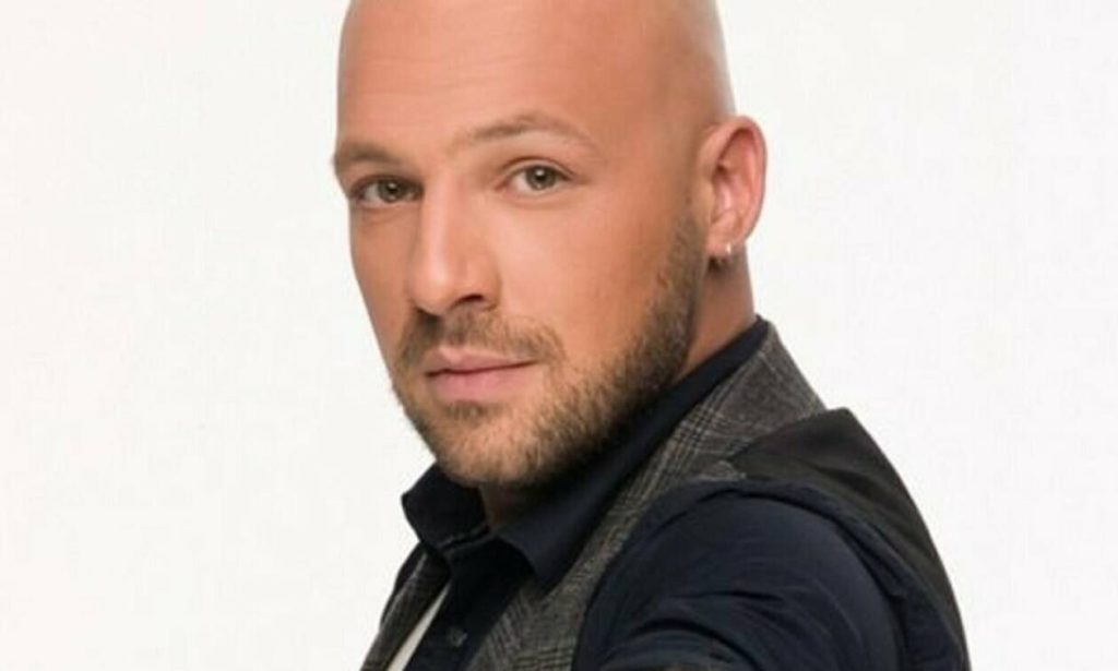 To συγκινητικό μήνυμα του Ν. Μουτσινά: «Μαμά να ξέρεις… δεν σε χόρτασα» (φώτο)