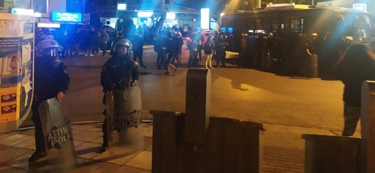 Η ΕΛΑΣ διερωτάται γιατί οι καταπιεσμένοι πολίτες της Αθήνας εξεγείρονται και το αποδίδει στους περιθωριακούς