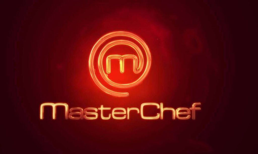 MasterChef: «Στάζουν φαρμάκι» για την κομμώτρια Κατερίνα – «Χαίρομαι πάρα πολύ που έφυγες» (βίντεο)