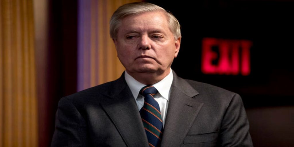 Γερουσιαστής ΗΠΑ: «Αν δεν υπήρχε δόλος από την Κίνα, ο κορωνοϊός δεν θα είχε φτάσει στις ΗΠΑ»