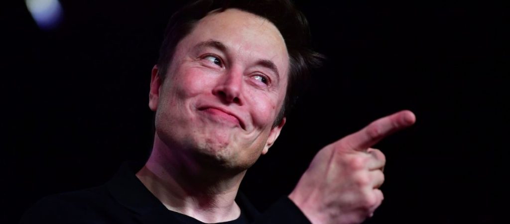Tesla: Από τη Δευτέρα μπορεί να ξεκινήσει την παραγωγή της η εταιρεία του Ε.Μασκ