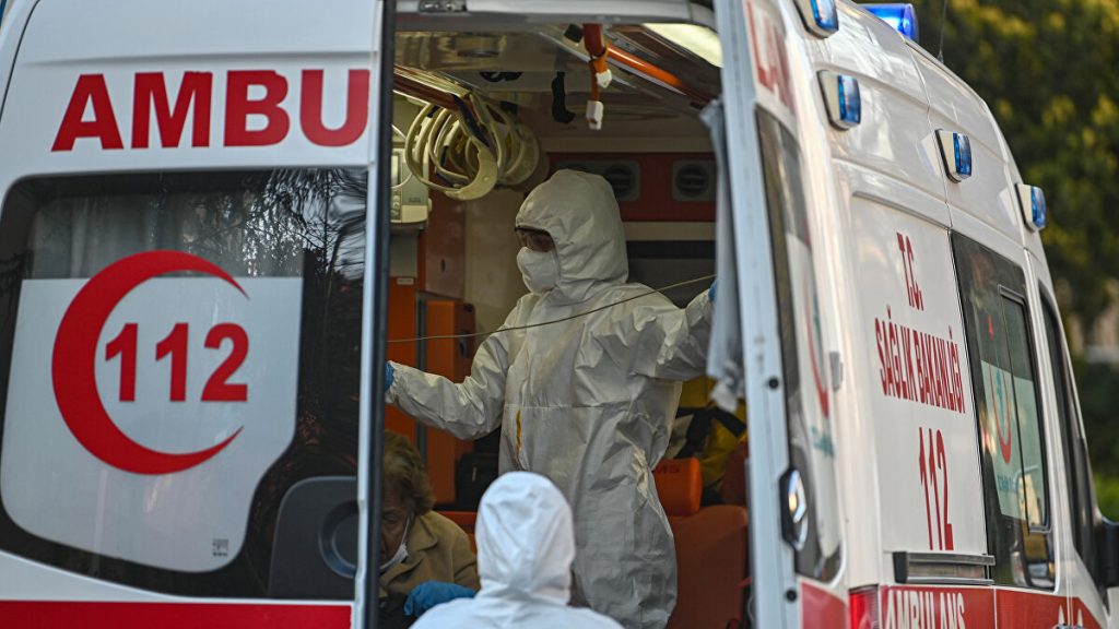 Τουρκία: Δύο νεκροί από έκρηξη βόμβας – Είχε στόχο όχημα ομάδας διαχείρισης του κορωνοϊού