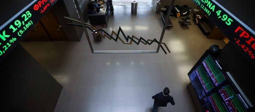Κλείσιμο με πτώση στο Χρηματιστήριο Αθηνών