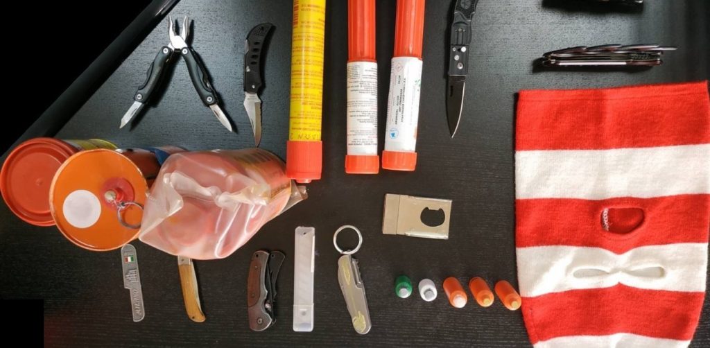 Έχει ξεφύγει η οπαδική βία: Ολυμπιακοί επιτέθηκαν σε… μανάβικο οπαδού του Παναθηναϊκού στα Γιάννενα