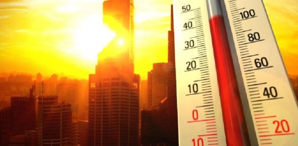 Έρχεται «καuτό» σαββατοκύριακο: Σε ποιες περιοχές ο υδράργυρος θα «πιάσει κόκκινο» – 42 βαθμοί στην Αθήνα (φώτο)