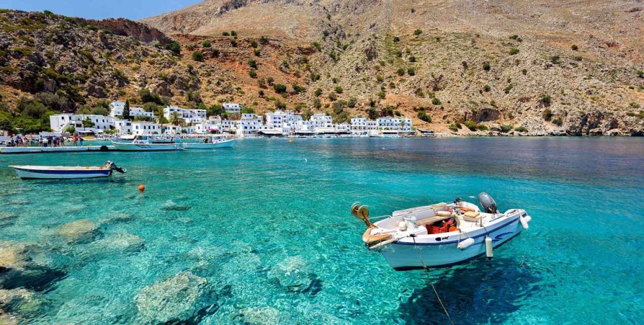 Η φωτογραφία από την Κρήτη που έγινε viral – «Μπαμπά κάναμε λάθος δεν βλέπουμε την παραλία» (φωτο)