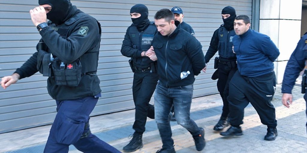 Δίκη Ε. Τοπαλούδη: Με τι ποινές βρίσκονται αντιμέτωποι οι κατηγορούμενοι αν εισακουστεί η πρόταση της εισαγγελέως