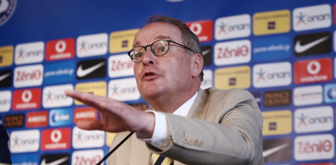 Στο πλευρό της ΕΠΟ ο Χ.Χούμπελ: «Οι εκλογές είχαν συμφωνηθεί για τον Ιούλιο του 2020»