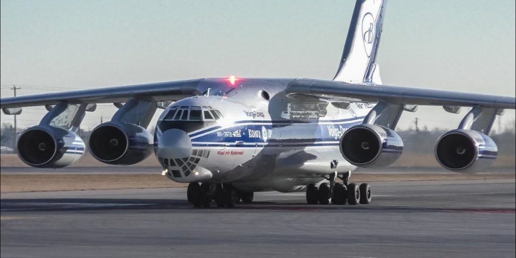 Κρήτη: Ένας «ουράνιος γίγαντας» στο αεροδρόμιο Ηρακλείου (βίντεο)