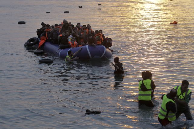 Ακόμα 36 Αφρικανοί και Αφγανοί έφτασαν με βάρκα στην Λέσβο – Τους περίμενε και κλιμάκιο του ΕΟΔΥ