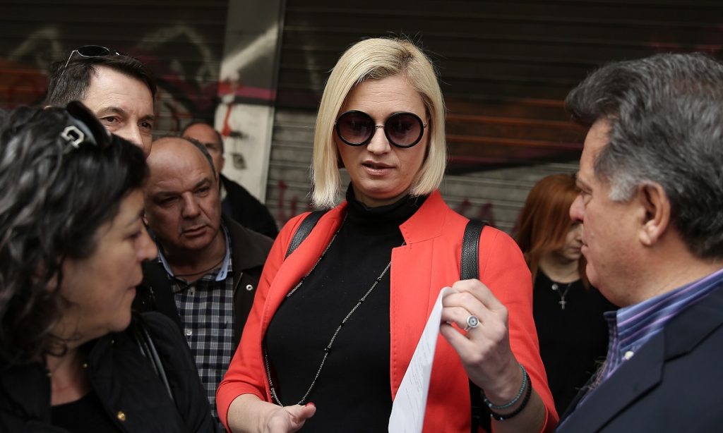 Το πε και το κανε: Κοινώνησε στον Λυκαβηττό η Ραχήλ Μακρή (φωτο)