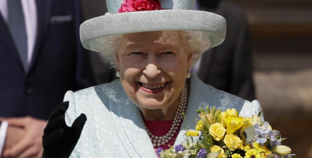 Να τι θα συμβεί όταν η βασίλισσα Ελισάβετ αποσυρθεί από τον θρόνο της