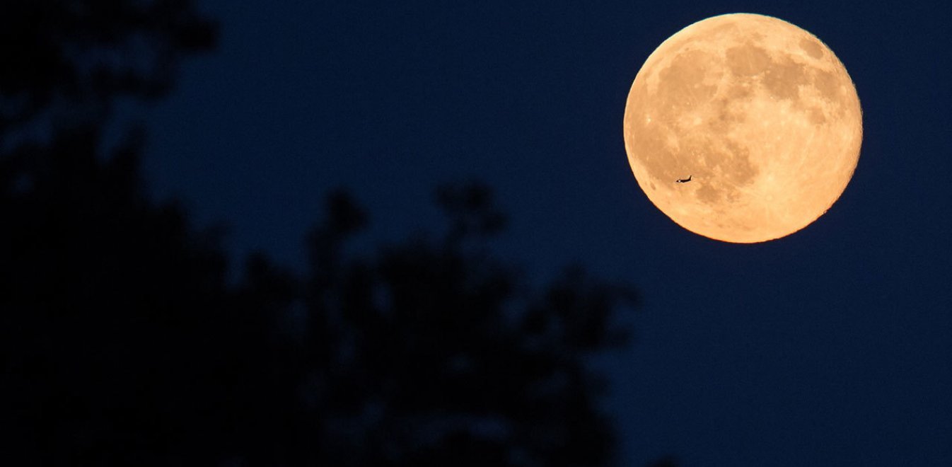 Έρευνα: Πόσο επηρεάζει το φεγγάρι την εγκληματικότητα;