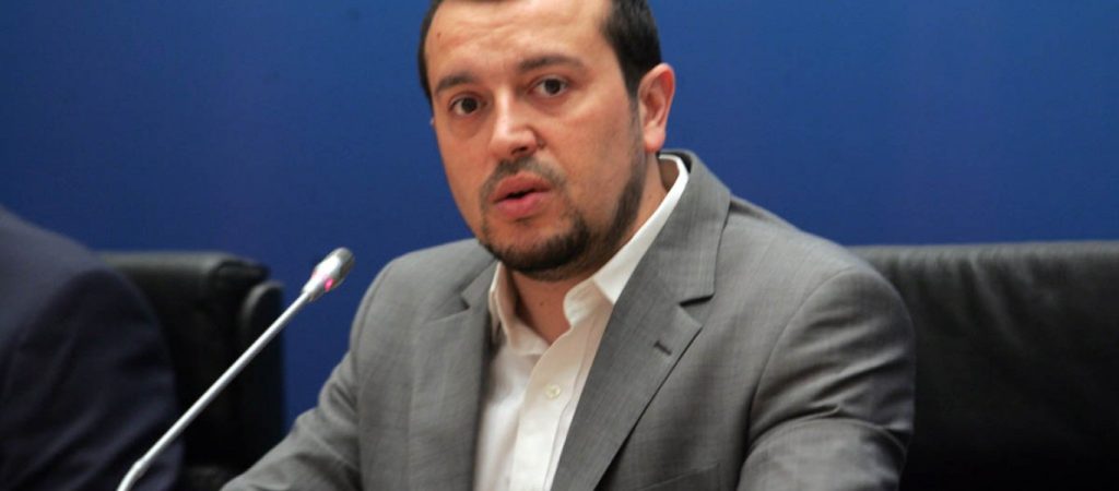 Ν. Παππάς: «Οι μικρές επιχειρήσεις βλέπουν τον ουρανό να τους πέφτει στο κεφάλι και λεφτά δεν βλέπουν»