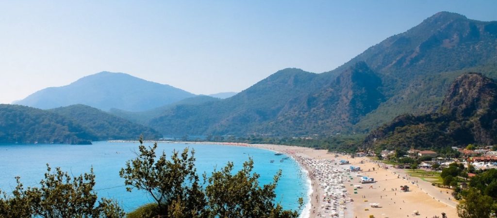 ΟΑΕΔ – Κοινωνικός τουρισμός: Εξετάζεται επιδότηση για τα ακτοπλοϊκά εισιτήρια