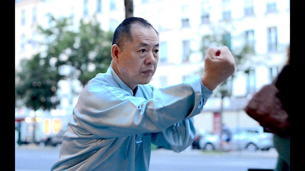 Δάσκαλος του Tai Chi  πέφτει «σέκος» από ερασιτέχνη πυγμάχο σε 30 δευτ.