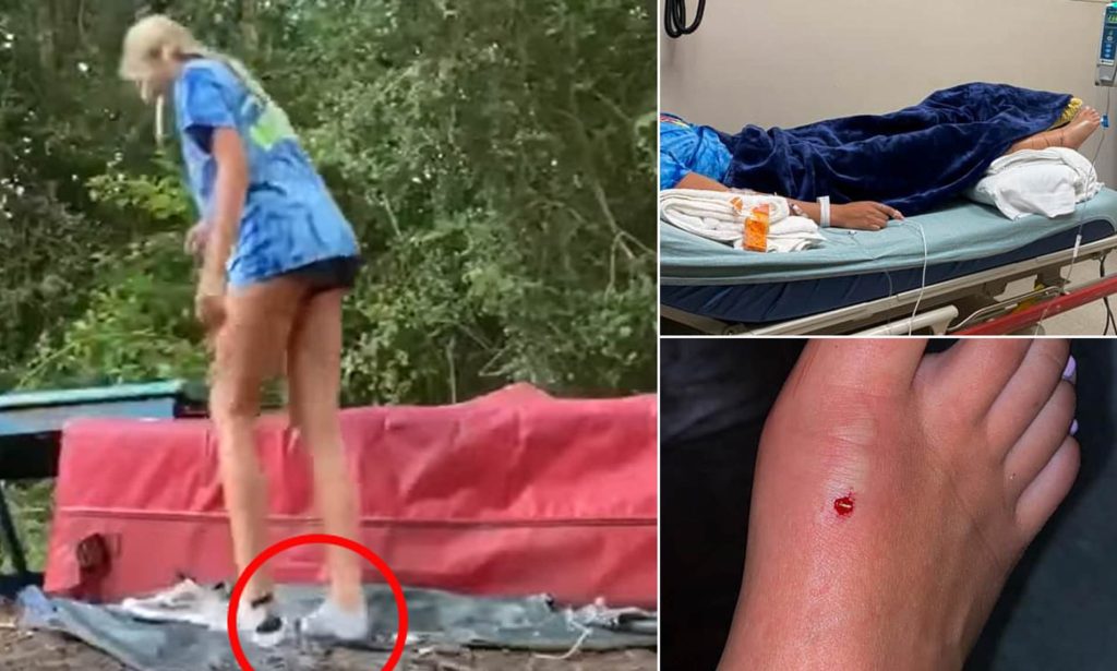 Η στιγμή που ένα δηλητηριώδες φίδι δαγκώνει μια μαζορέτα – Πως αντέδρασε; (βίντεο)
