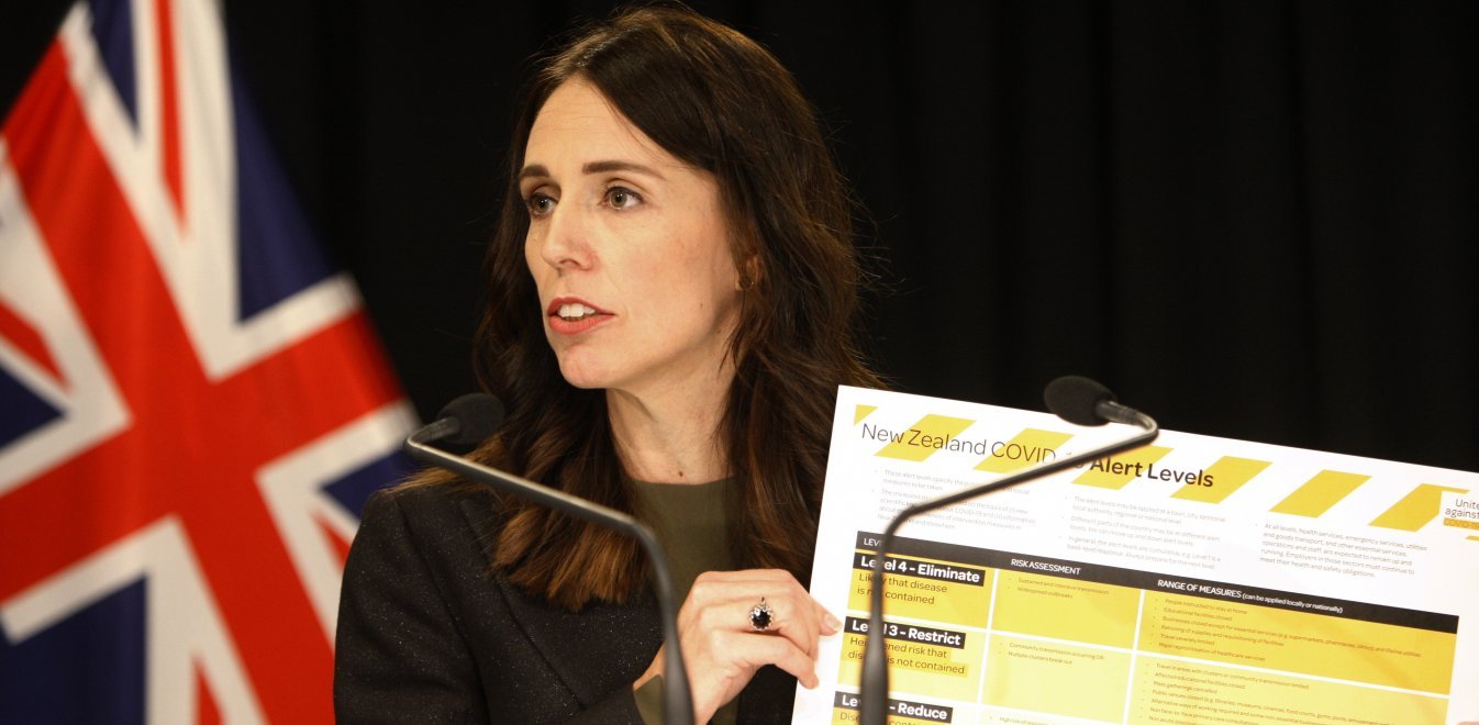 Η πρωθυπουργός της Νέας Ζηλανδίας τάσσεται υπέρ της τετραήμερης εργασίας (βίντεο)