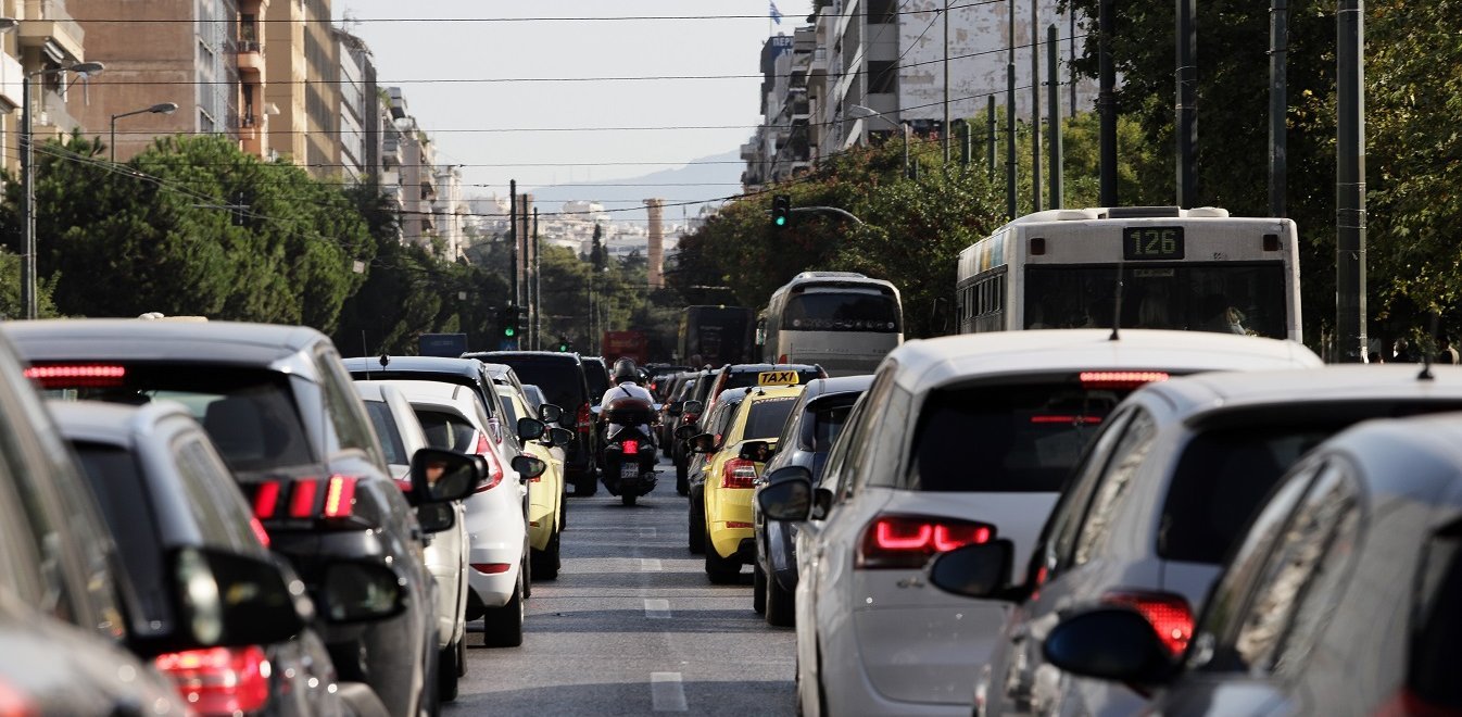 Μποτιλιάρισμα στην Αχαρνών λόγω σύγκρουσης οχημάτων – Δείτε τον χάρτη της Google (φωτο)